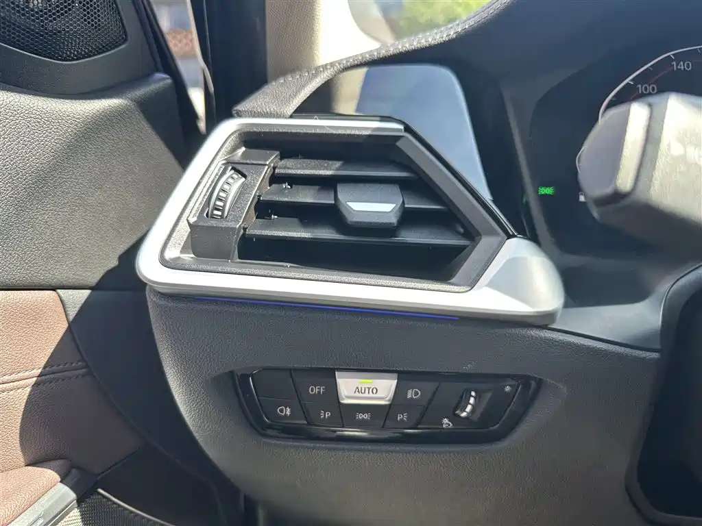 BMW 3 Series 2020 — фото 14