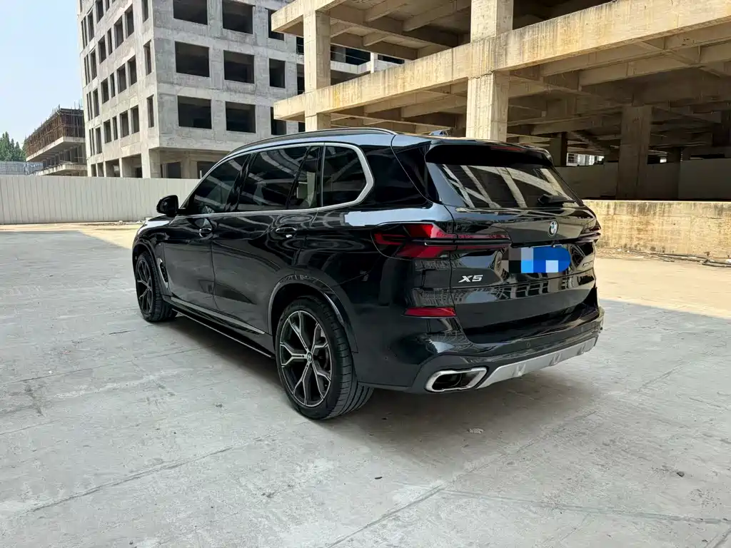 BMW X5 2024