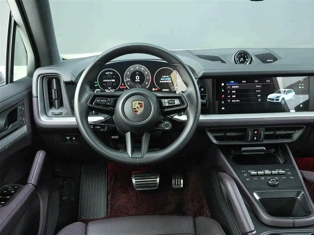 Porsche Cayenne 2024 — фото 18