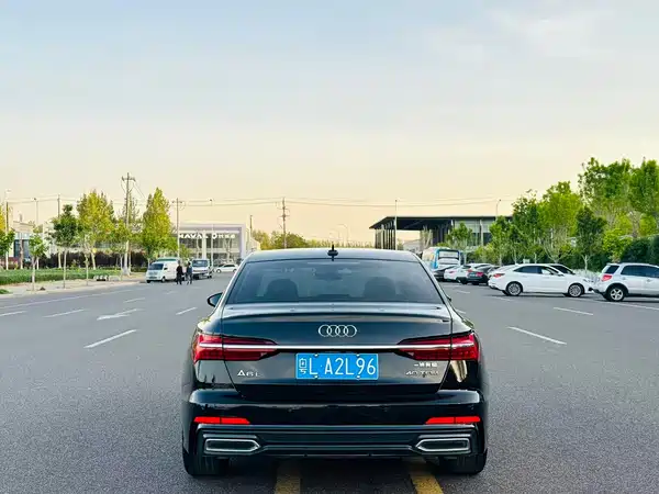 Audi A6L 2021