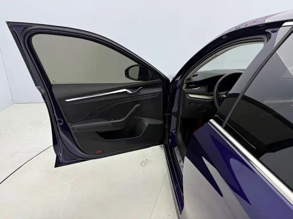 Skoda Octavia 2021 — фото 8