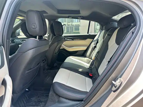 Cadillac CT5 2026