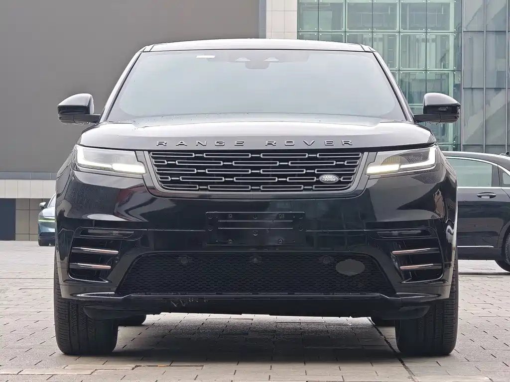 Land Rover Velar 2023 — фото 2