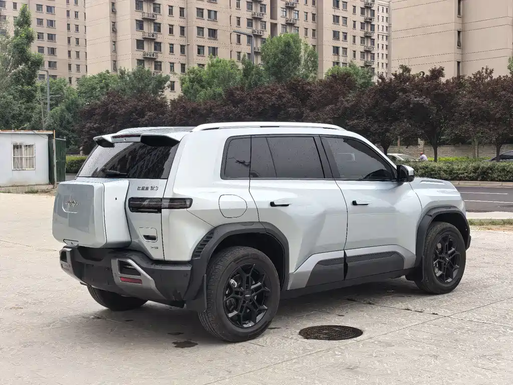 Fang Cheng Bao Titanium 3 2025