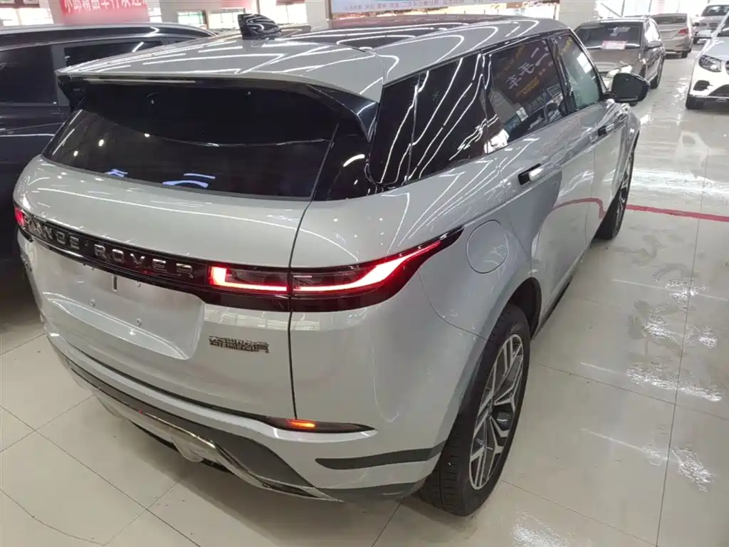 Land Rover Evoque 2025 — фото 6