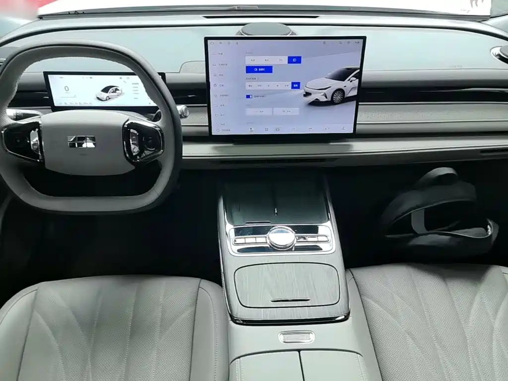 Geely Galaxy Starshine 8 2025 — фото 10