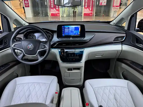 Buick GL8 2023