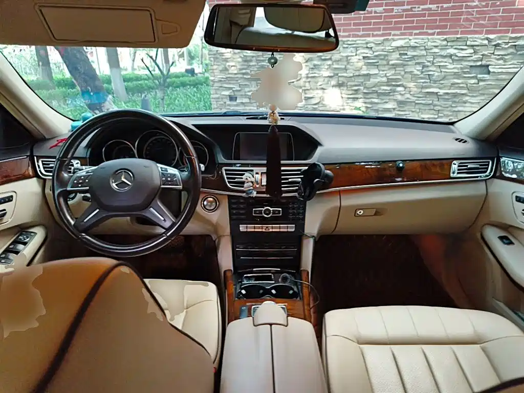 Mercedes-Benz E-Class 2014