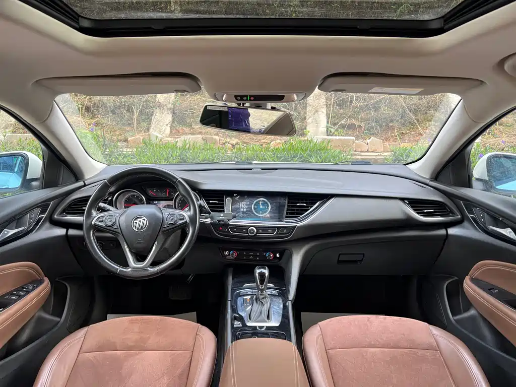 Buick Regal 2020 — фото 19