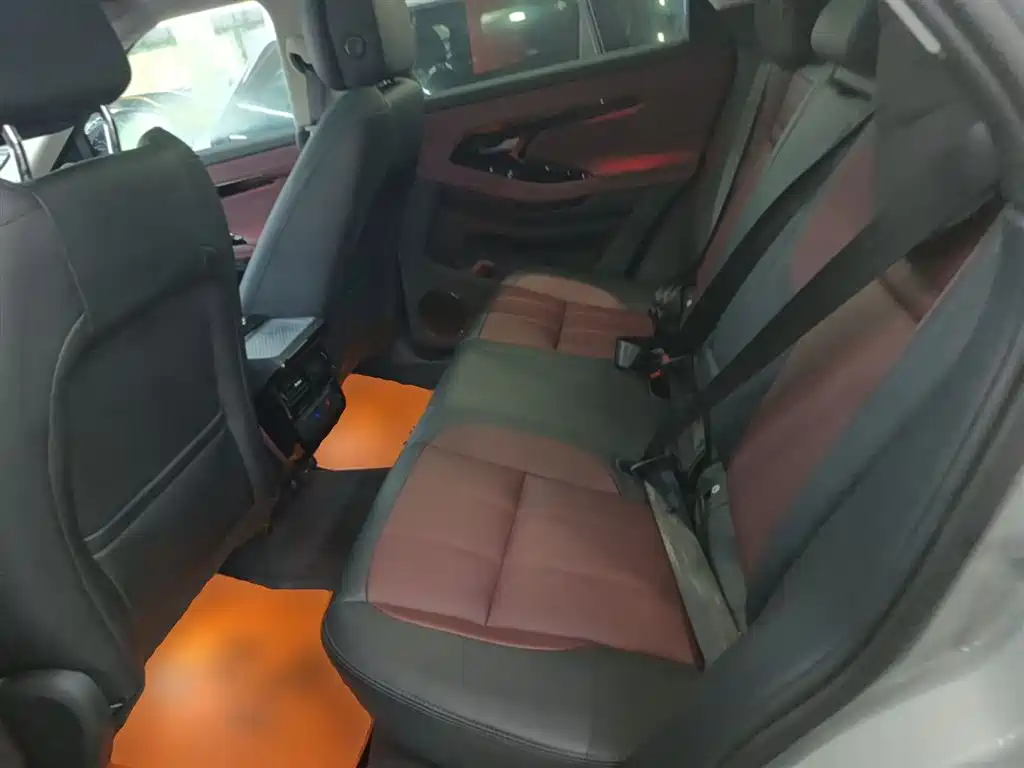 Land Rover Evoque 2025 — фото 16