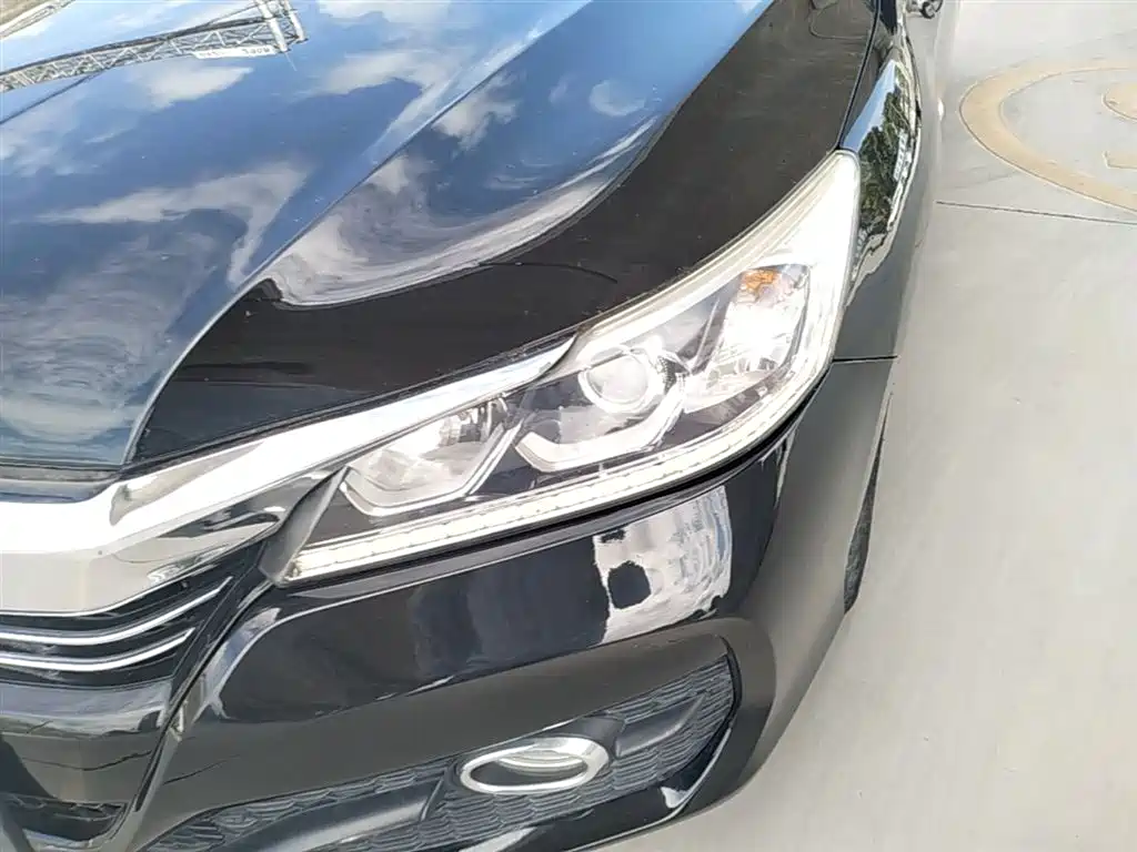 Honda Accord 2017 — фото 24