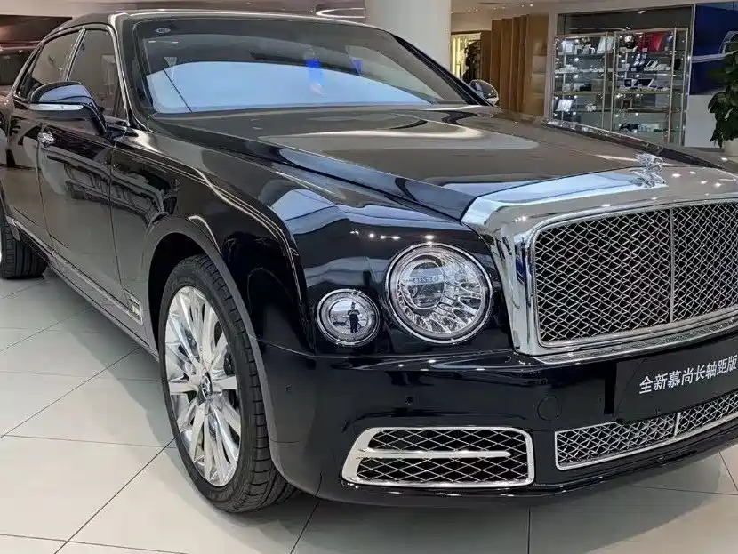 Bentley Mulsanne 2019 — фото 6