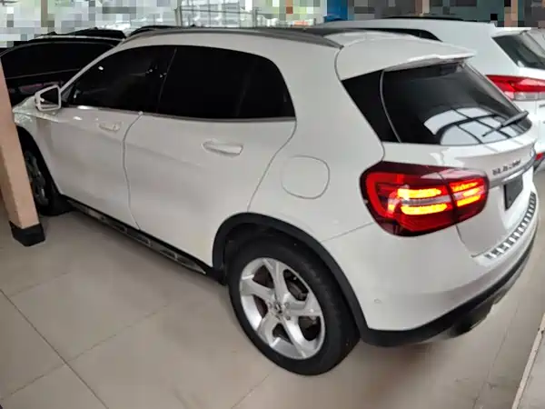 Mercedes-Benz GLA 2018