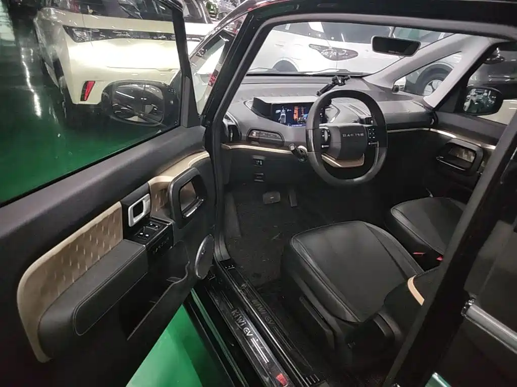 Baojun KiWi EV 2022 — фото 16