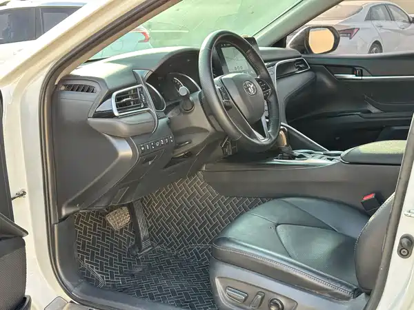 Toyota Camry 2023