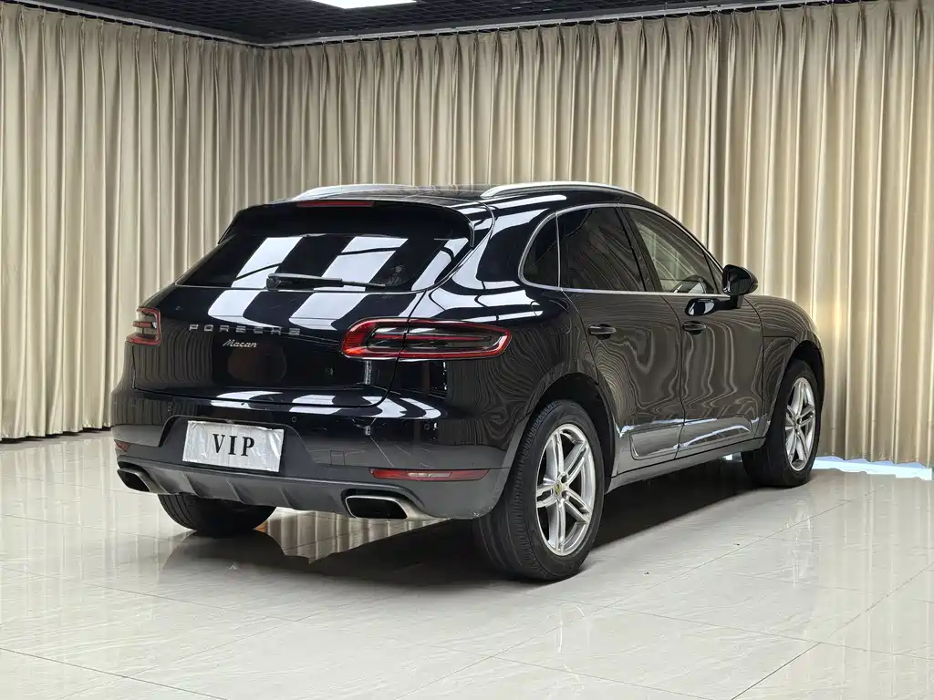 Porsche Macan 2014 — фото 16