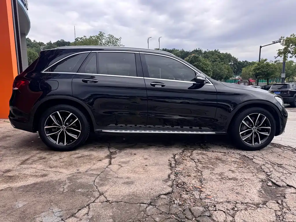Mercedes-Benz GLC 2020 — фото 14