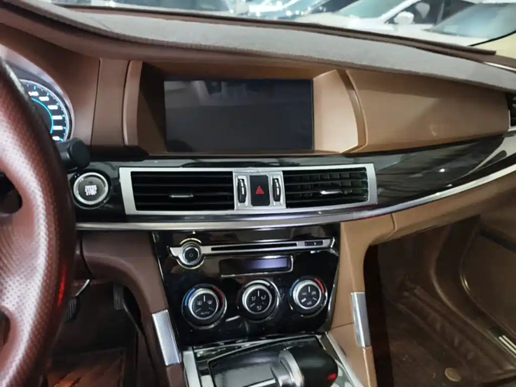 Haval H7 2017 — фото 13