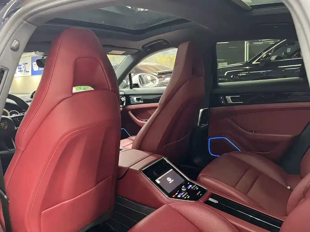Porsche Panamera 2022