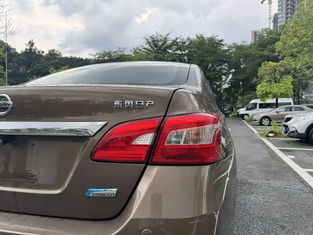 Nissan Sylphy 2017 — фото 19
