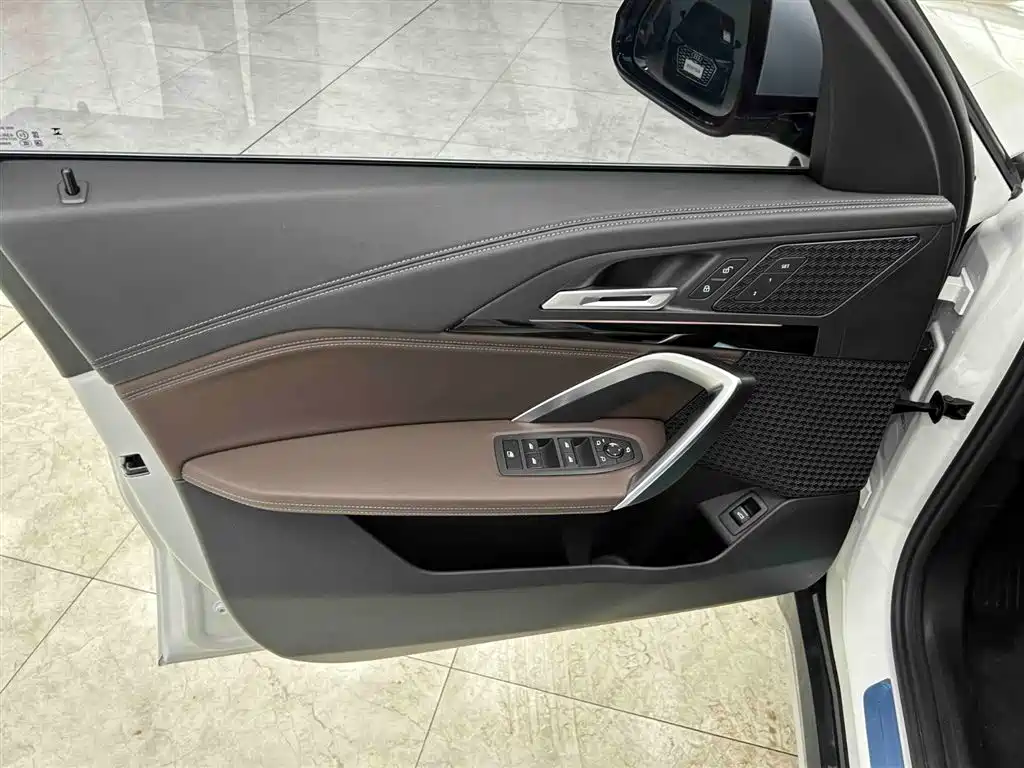 BMW X1 2023 — фото 11