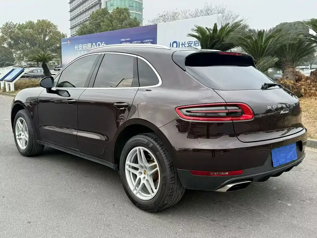 Porsche Macan 2016 — фото 8