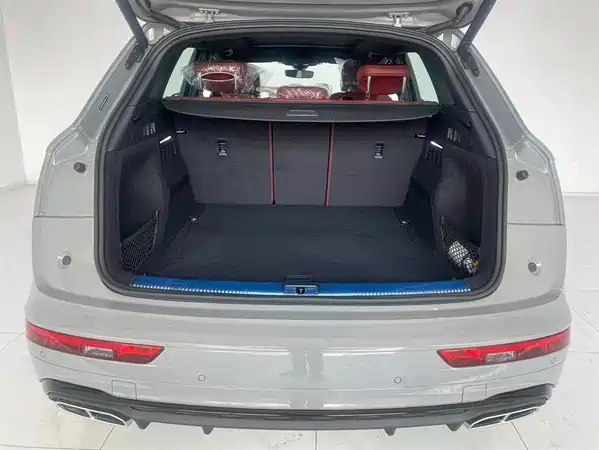 Audi Q5L 2025