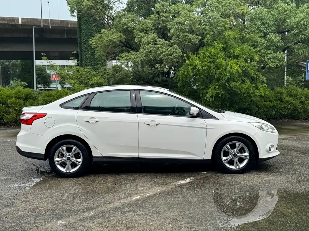Ford Focus 2014