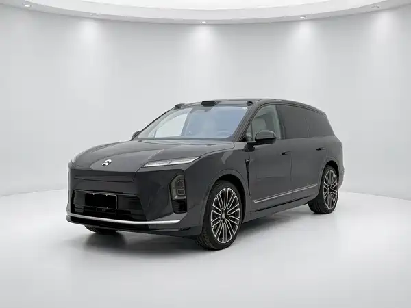 NIO ES8 2025
