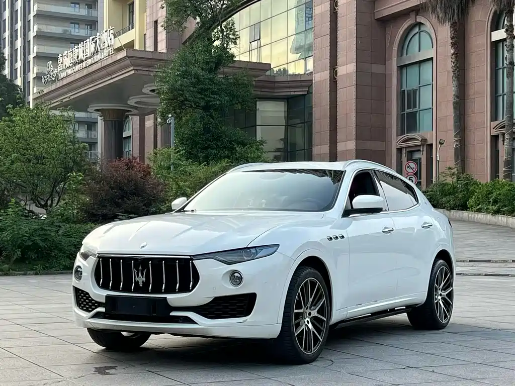 Maserati Levante 2016