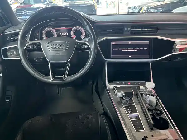 Audi A6L 2021