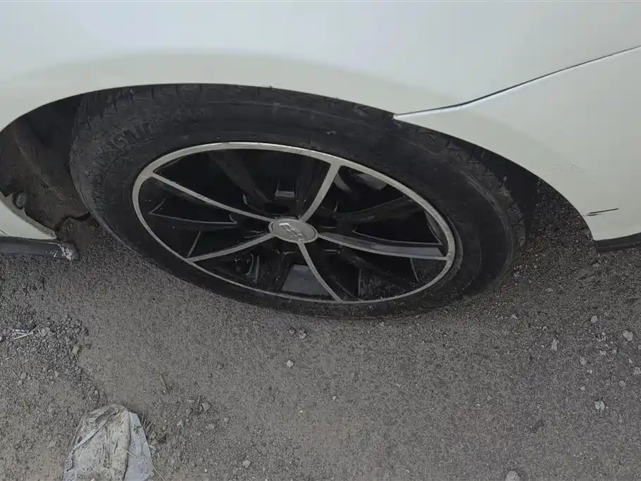 Geely Emgrand 2017
