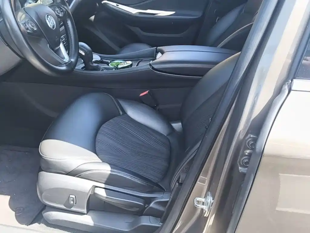 Buick Envision Plus 2018 — фото 15