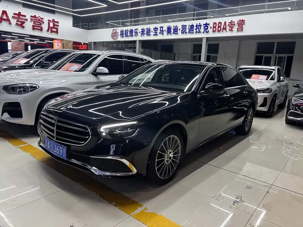 Mercedes-Benz E-Class 2023
