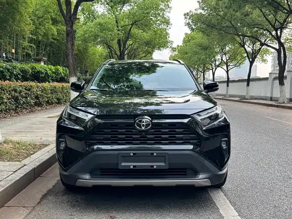 Toyota RAV4 2023