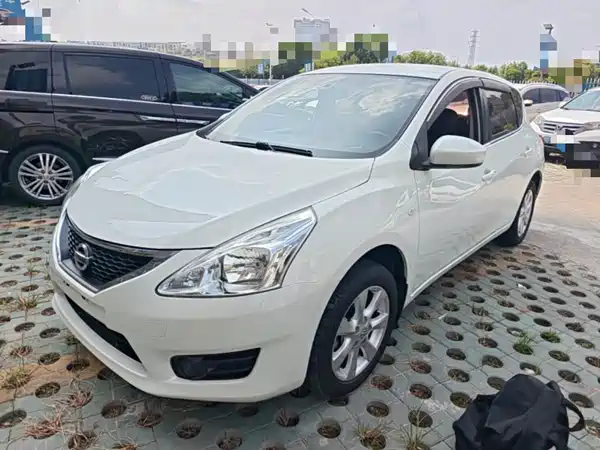 Nissan Tiida 2016