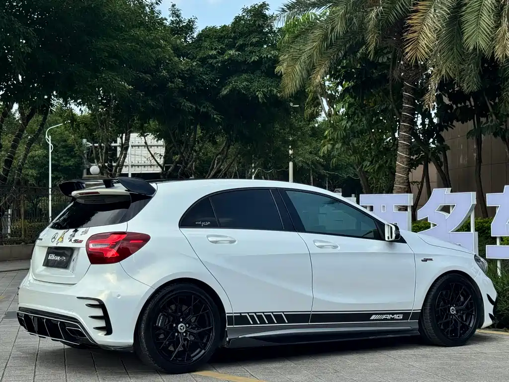 Mercedes-Benz A-Class AMG 2016 — фото 4