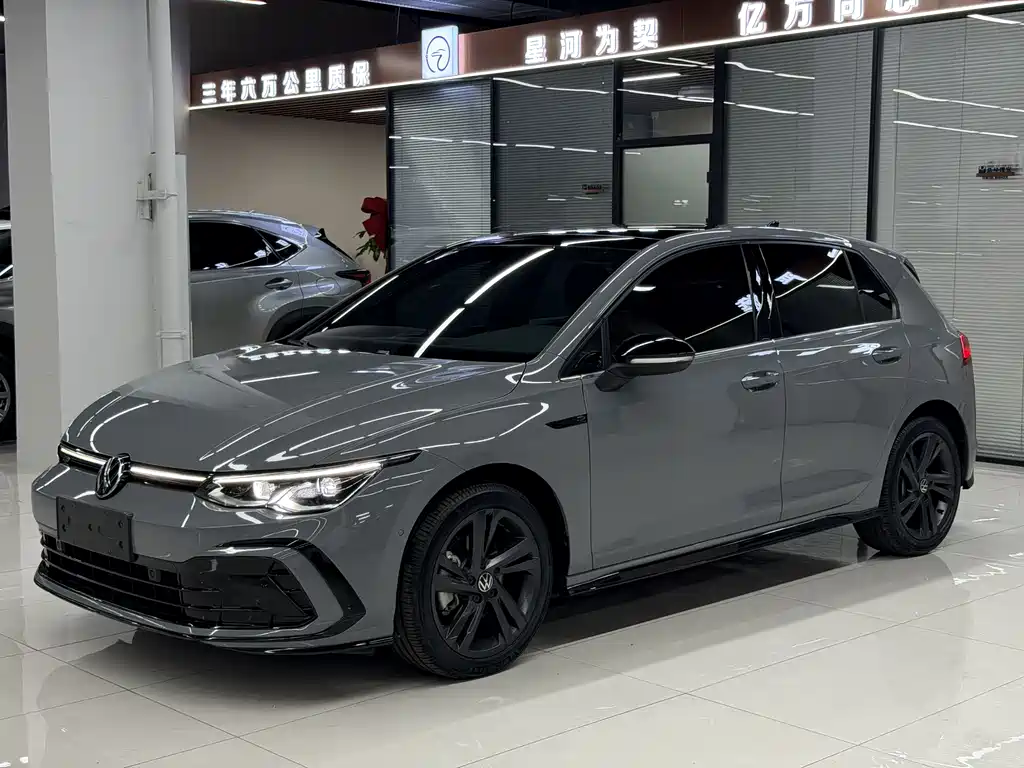 Volkswagen Golf 2023
