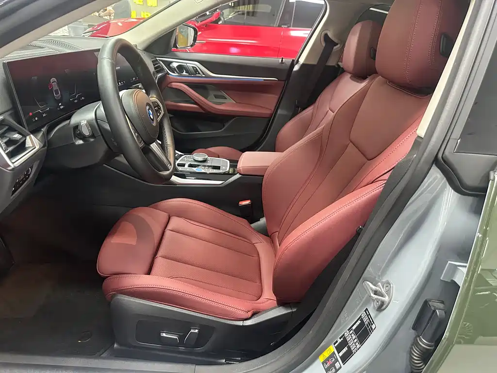 BMW i4 2024