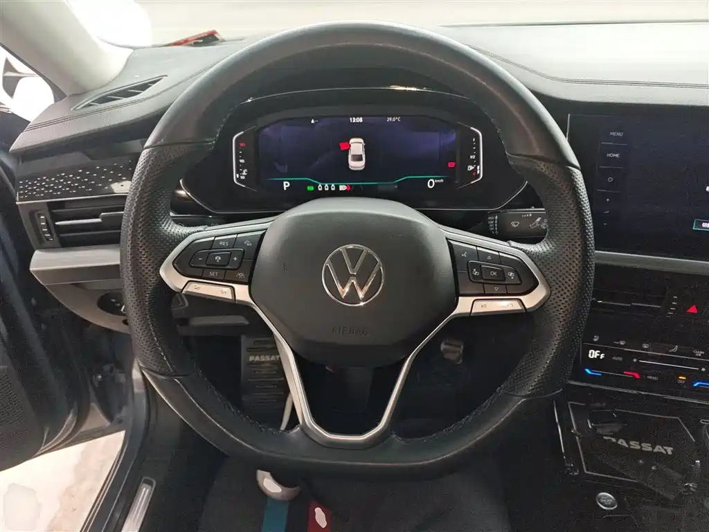 Volkswagen Passat 2021 — фото 11
