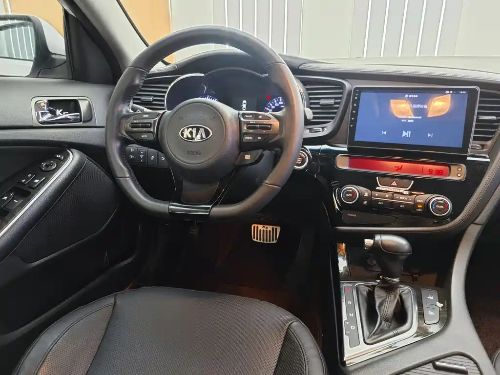 Kia K5 2015 — фото 11