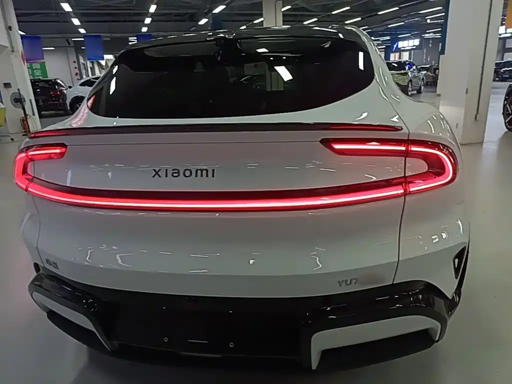 Xiaomi YU7 2025