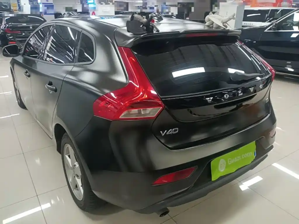 Volvo V40 2016