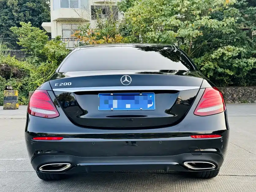 Mercedes-Benz E-Class 2018