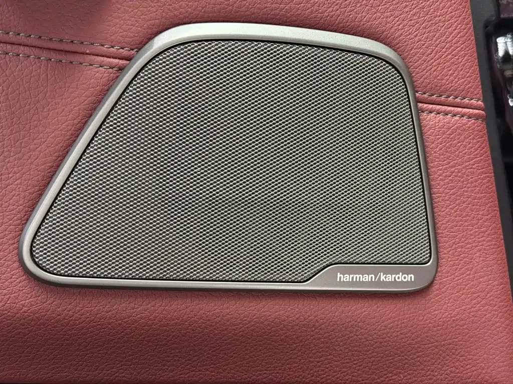 BMW 5 Series 2020 — фото 10