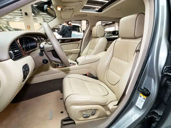 Jaguar XJ 2008