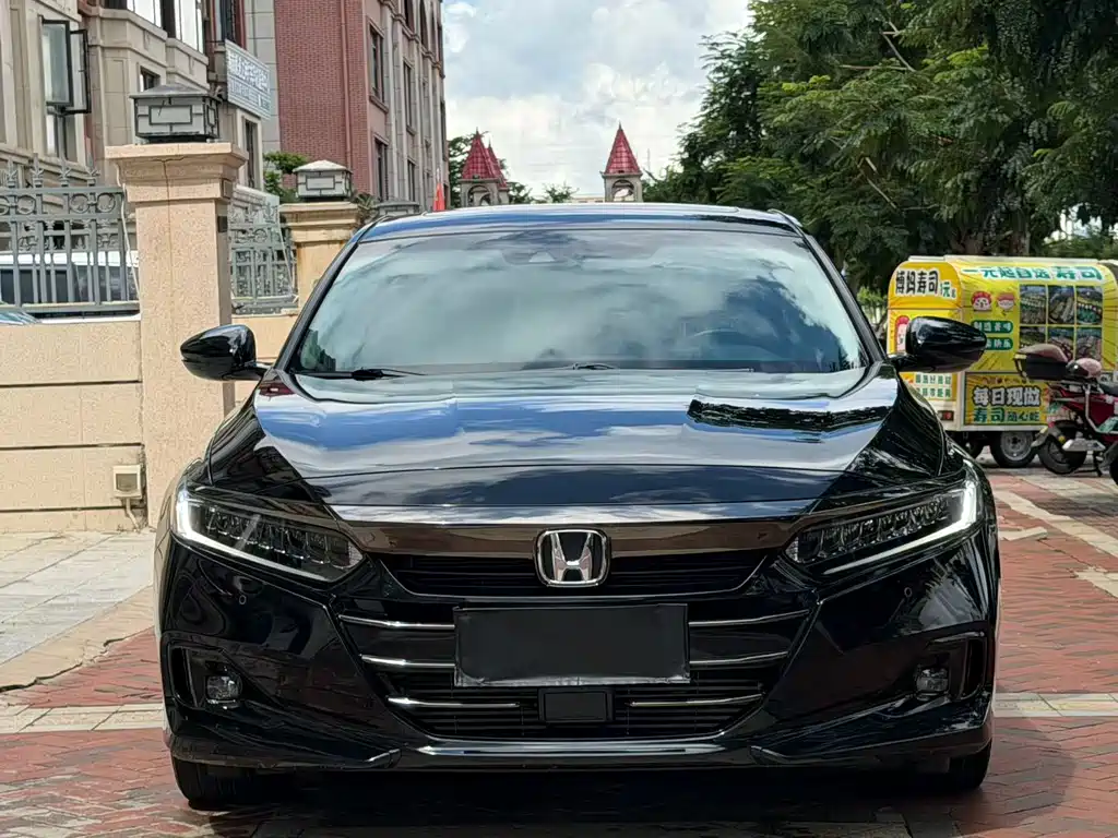 Honda Accord 2023