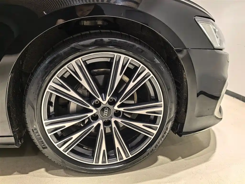 Audi A6L 2024