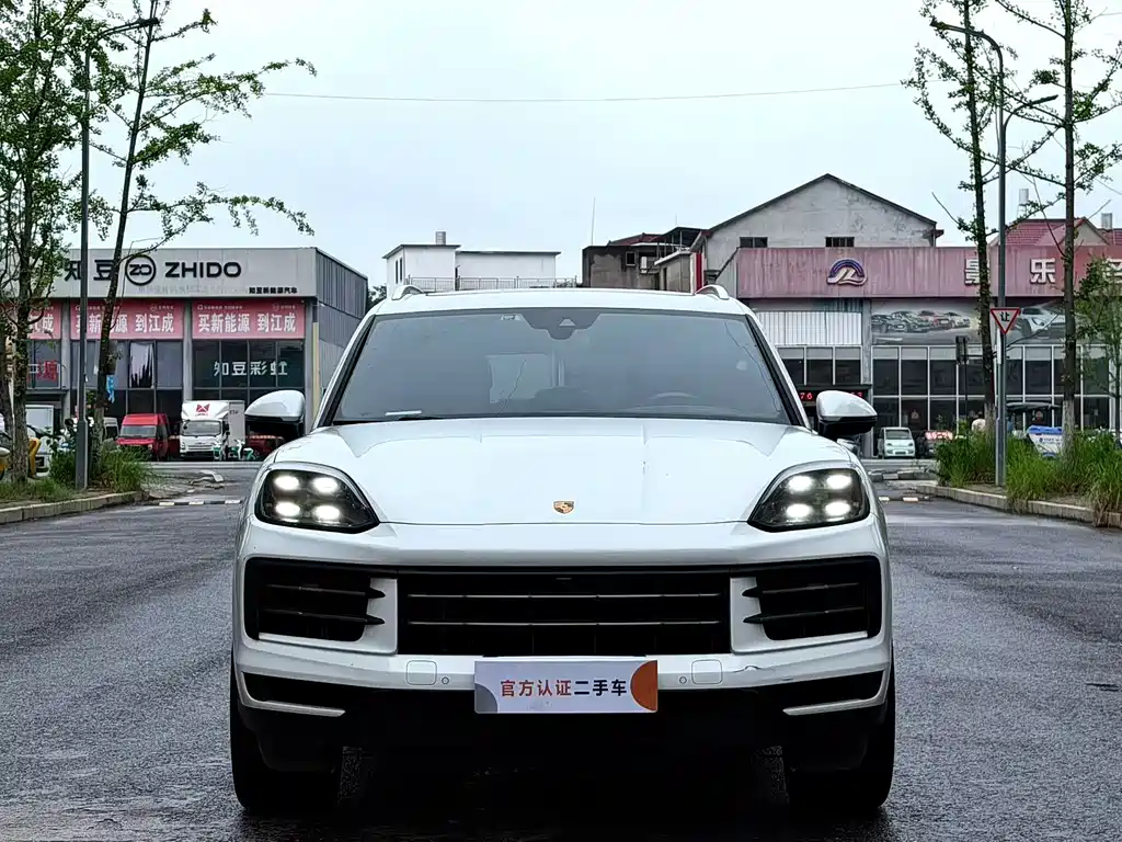 Porsche Cayenne 2024