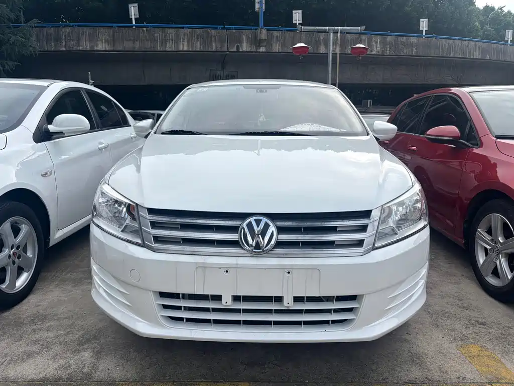 Volkswagen Santana 2014